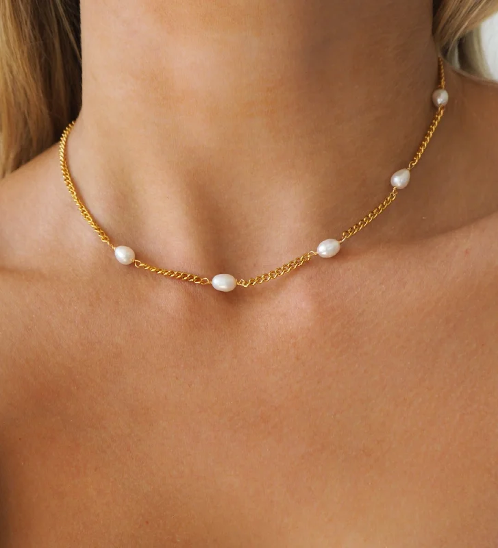 Elegant necklaces and pendants with diamond accents for added sparkle-Reese Choker