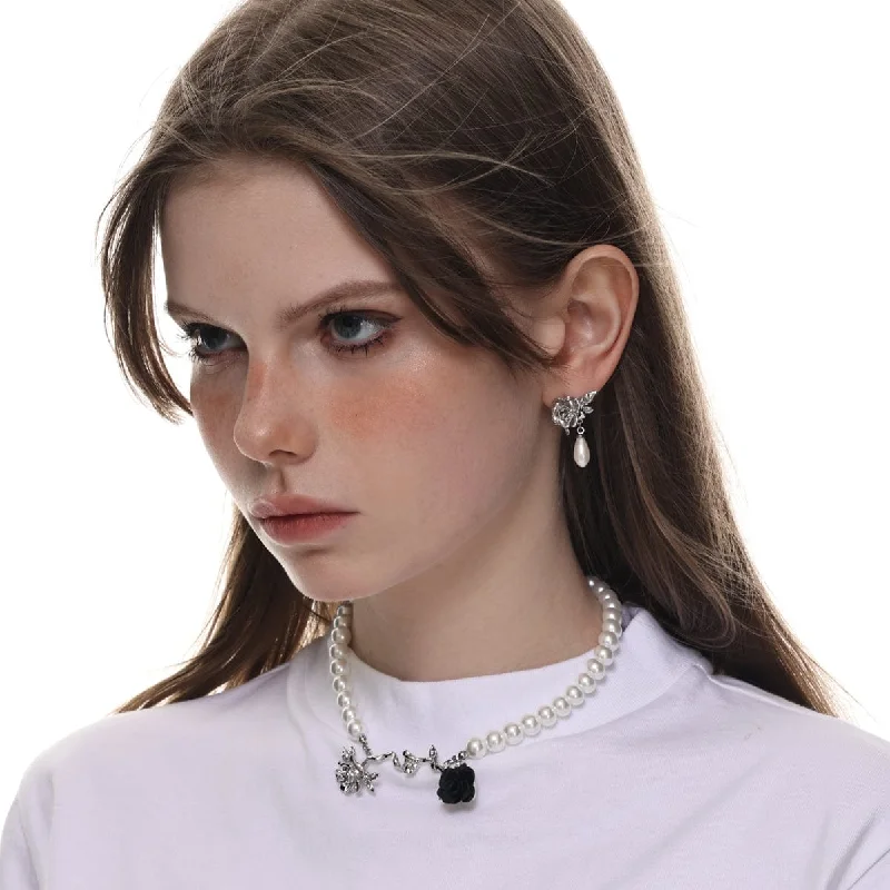 Fishing T-Shirts for Water Sports -Women's Lolita Double Rose Pearl Necklace