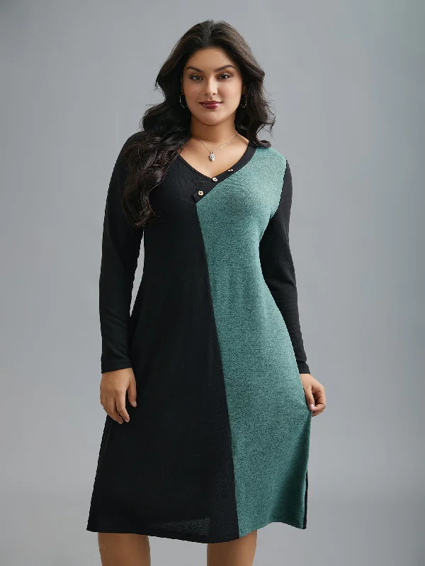 Plus size dresses with supportive fits lift spirits -V Neck Contrast Patchwork Button Detail Dress