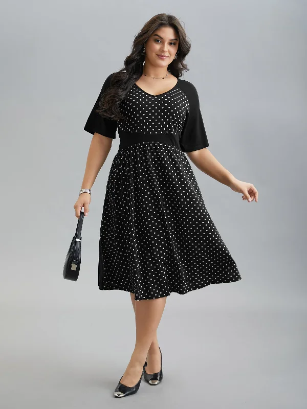 Plus size dresses with cap sleeves feel dainty -Supersoft Polka Dot Waist-Cinched Midi Dress