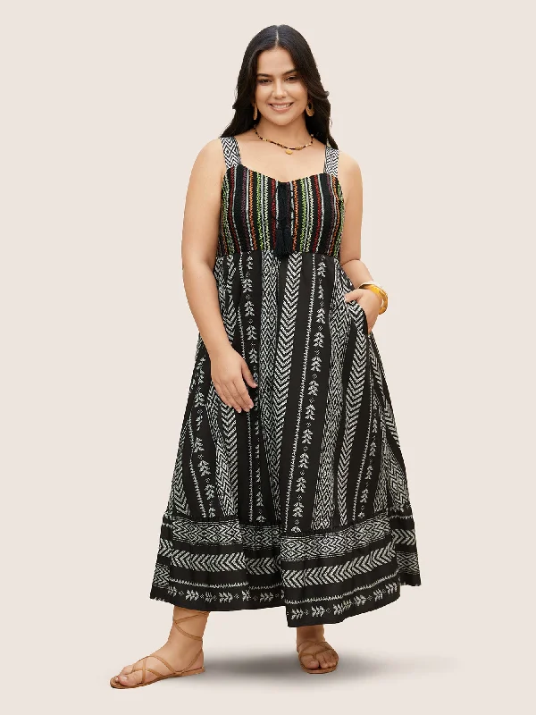 Plus size dresses for winter layer warmly -Crocheted Bandana Striped Tassel Trim Dress