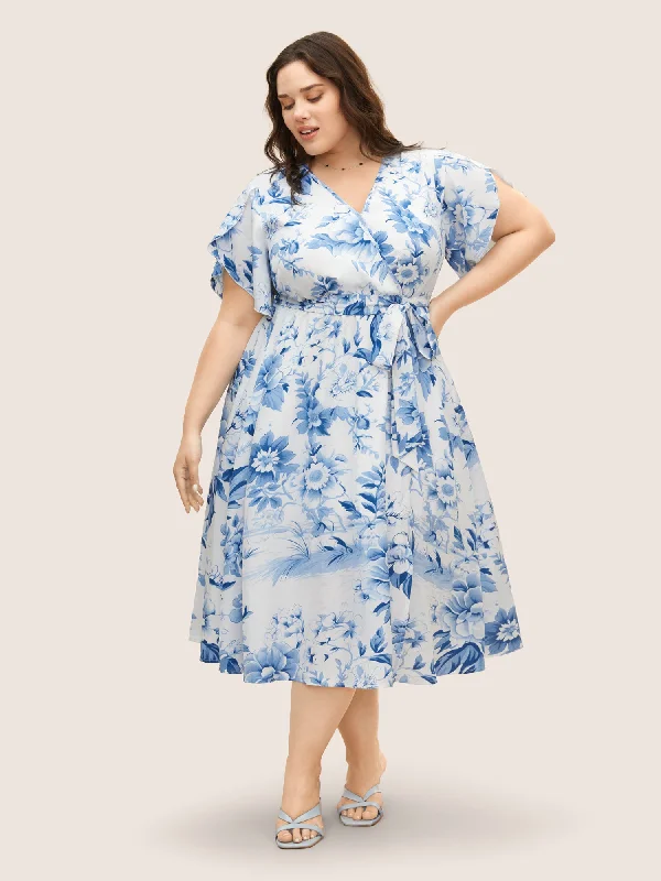 Plus size dresses with shiny threads reflect light -Floral Wrap Petal Sleeve Belted Dress