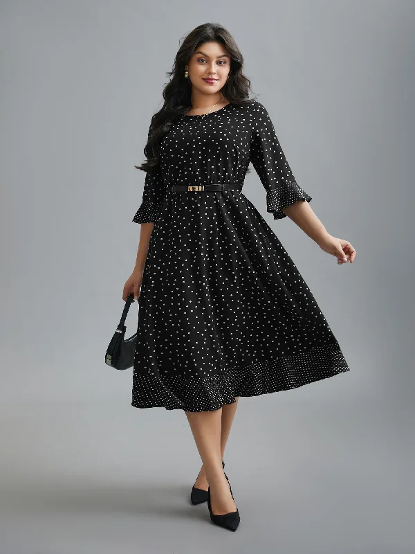 Plus size dresses with tough fabrics age well -Crew Neck Polka Dot Waist Cinched Dress