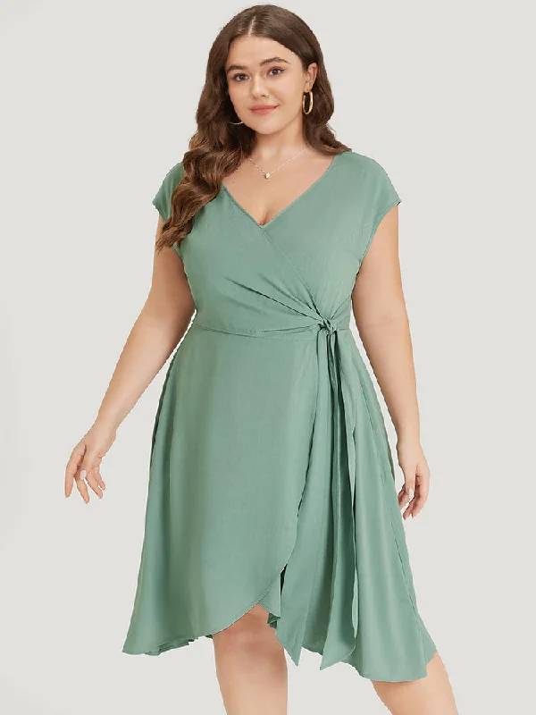 Flattering plus size dresses for curvy figures look stunning -Supersoft Essentials Solid Knot Wrap Hem Cap Sleeve Dress