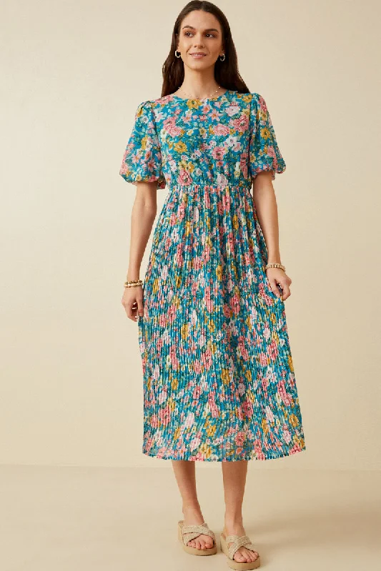 Plus size dresses featuring quilted textures add depth -Romantic Floral Puff Sleeve Pleated Skirt Dress