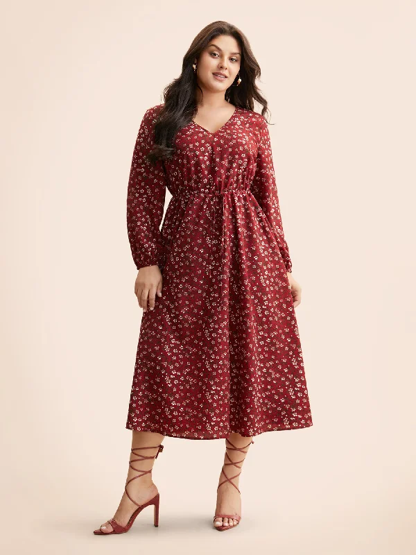 Plus size dresses with stretch panels move freely -V Neck Ditsy Floral Drawstring Dress