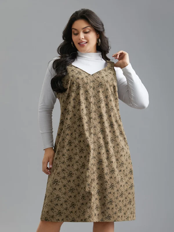 Plus size dresses for elegant dinners glow softly -Suspender Skirt Style Floral Dress