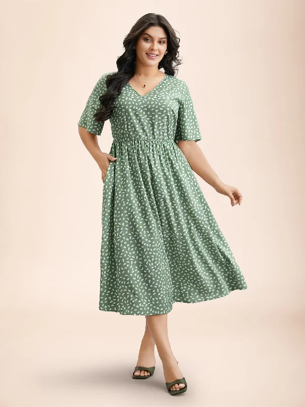 Plus size dresses for fancy nights shine bright -Polka Dot Print V-Neck Half Sleeve Midi Dress