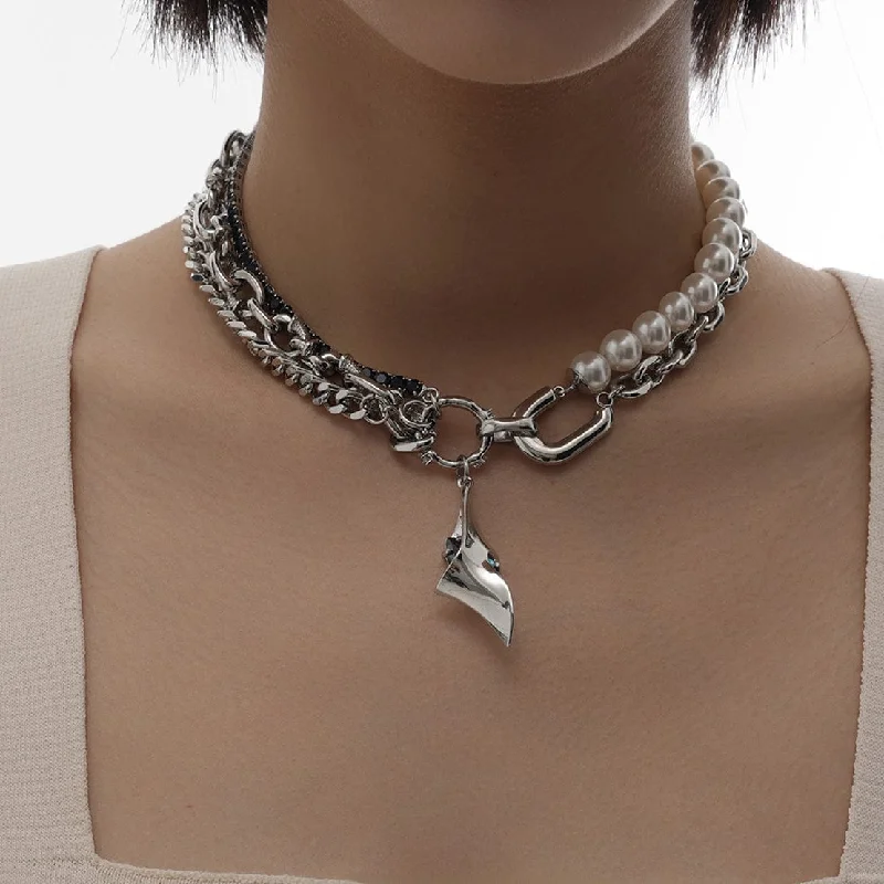 Christmas T-Shirts for Holiday Season -Women's Punk Pearl Splice Asymmetric Necklace