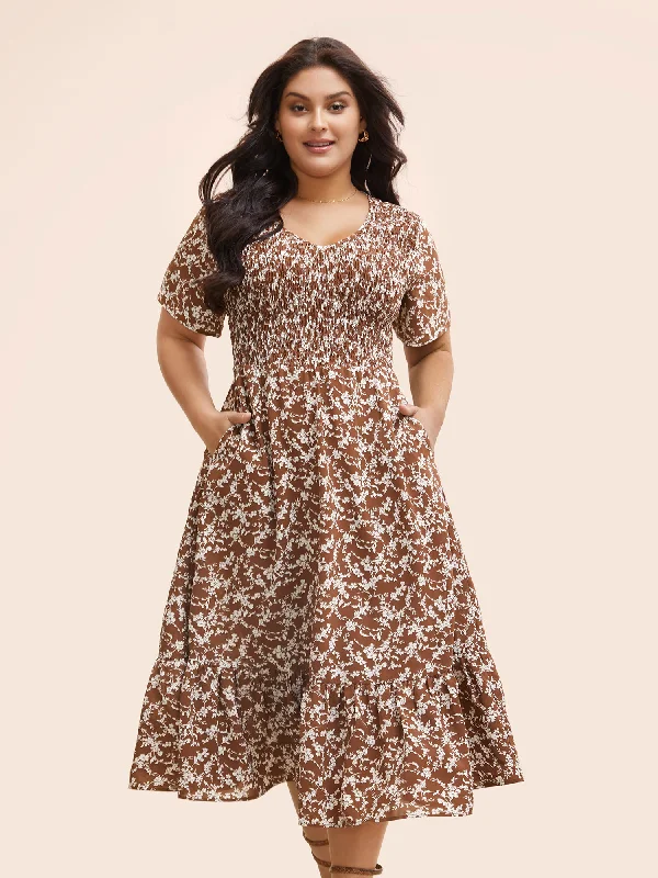 Plus size dresses with A-line cuts flatter curves -Ditsy Floral Shirred Ruffle Hem Dress