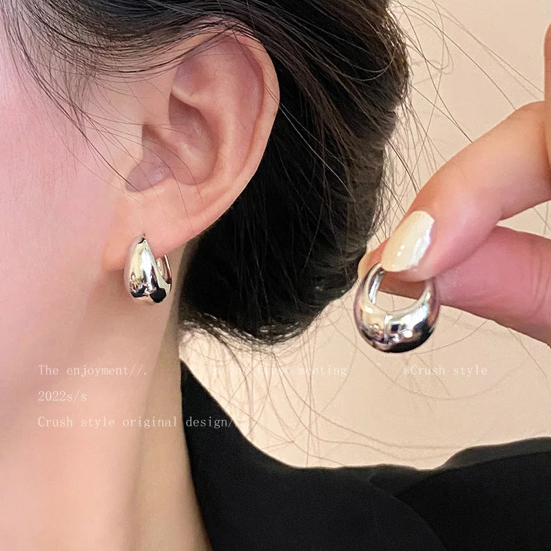 Nickel Free Drop Earrings for Safety -Wholesale Retro Metal Earrings Women's High-end Light Luxury Simple Gold Earrings