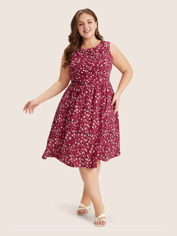 Plus size dresses with soft linings pamper skin -Allover Print Pocket Flutter Crossover Ruched Tank Dress