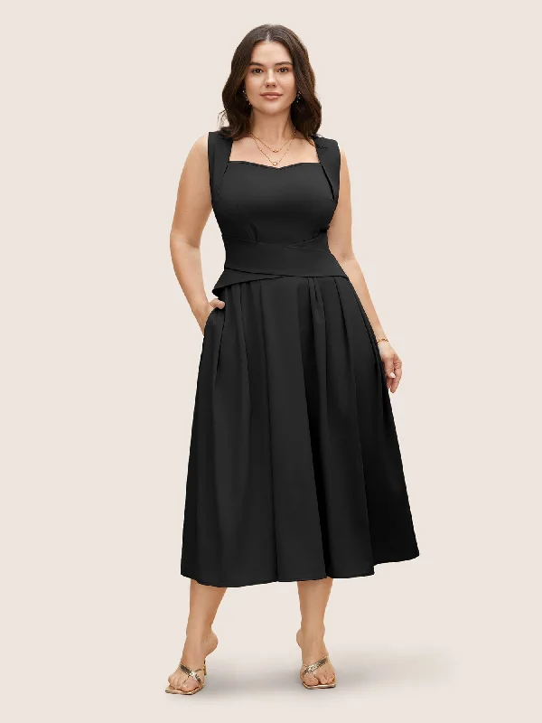 Plus size dresses for summer keep you cool -Heart Neckline Crossover Shirred Midi Dress