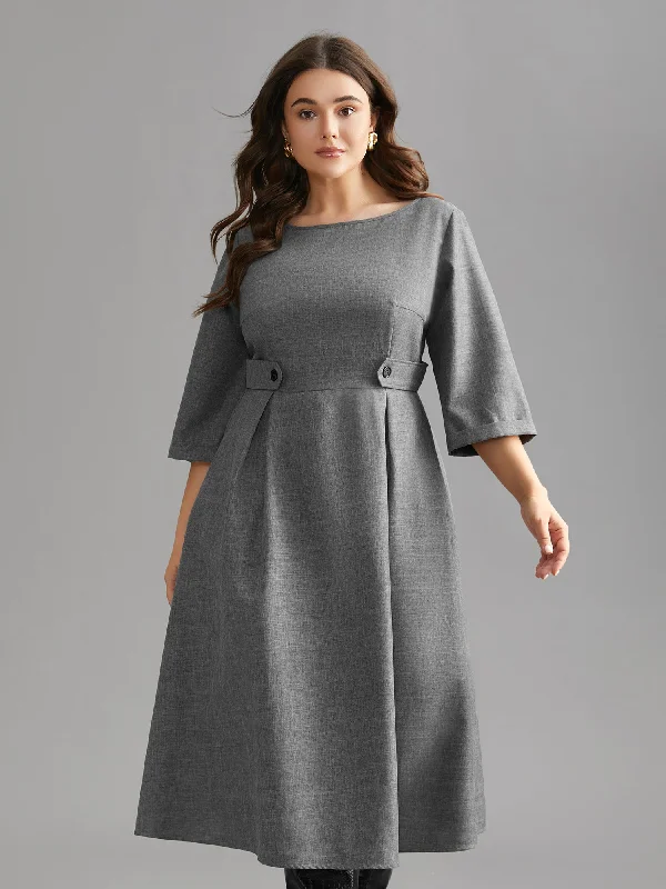 Plus size dresses with sleek finishes stay polished -Buckled Waist Loops Pleated Midi Dress