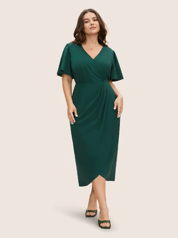 Plus size dresses with hidden support shape secretly -Solid Pleated Ruffle Sleeve Wrap Hem Dress