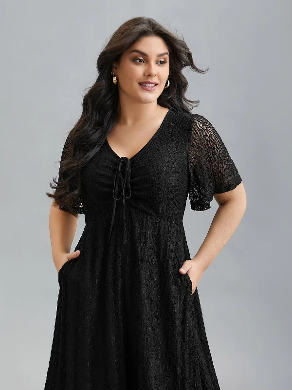 Plus size dresses for minimalist style stay clean -Lace V-Neck Bow Drawstring Midi Dress