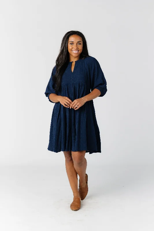 Plus size dresses with sleek fits elongate frames -Citrus Oakland Dress