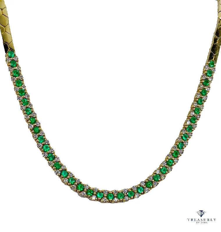 Best necklaces and pendants with butterfly wings for a delicate, graceful style-18K Gold Estate Vintage 4.43ctw Natural Emerald & Diamond Collar Necklace