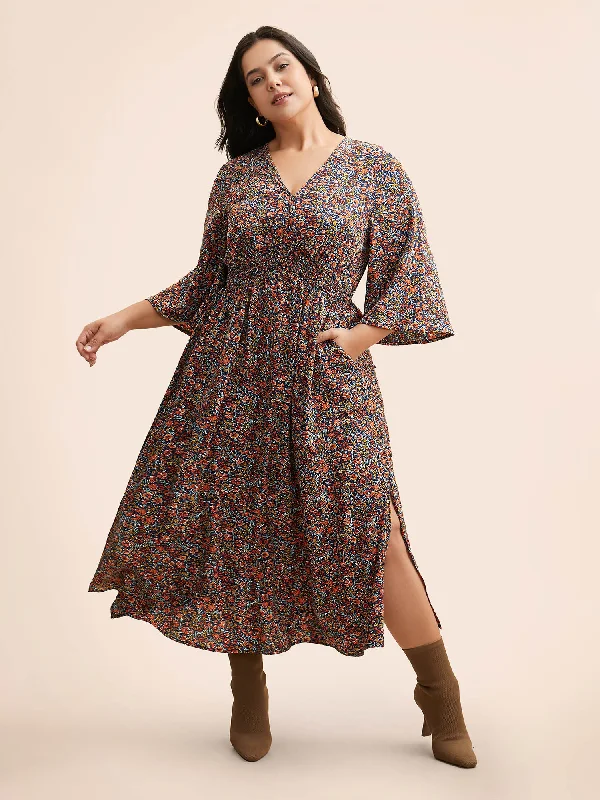 Plus size dresses with cap sleeves feel dainty -Ditsy Floral Shirred Slit Hem Maxi Dress